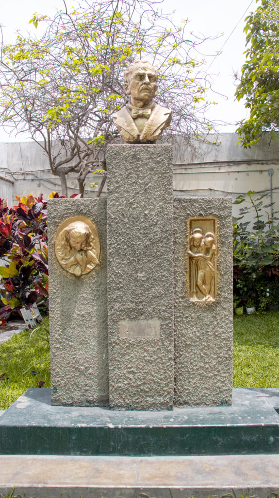 fermin tanguis, fermín tangüis, colegio fermín tangüis, colegio con piscina en san juan de miraflores, fermín tangüis plataforma, fermin tanguis plataforma