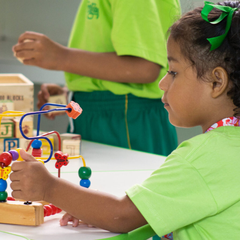 fermin tanguis, fermín tangüis, colegio fermín tangüis, colegio con piscina en san juan de miraflores, fermín tangüis plataforma, fermin tanguis plataforma